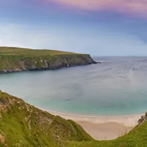 Ireland, Co. Donegal, Malin Beg (Malainn Bhig), Silver strand beach