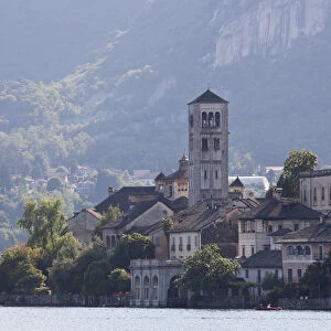 Italy, Piedmont, Lake Orta, Orta San Giulio, Isola San Giulio from town