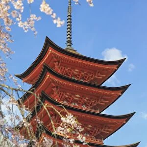 Japan, Hiroshima, Miyajima Island, Itsukushima-jinja Shinto Shrine
