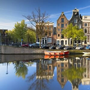 Keizersgracht canal at dawn, Amsterdam, Netherlands