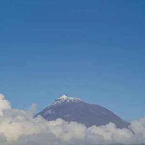 Portugal, Azores, Faial Island, Horta, the summit of the Pico Volcano