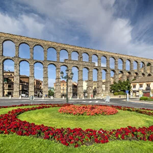Heritage Sites Collection: Old Town of Segovia and its Aqueduct