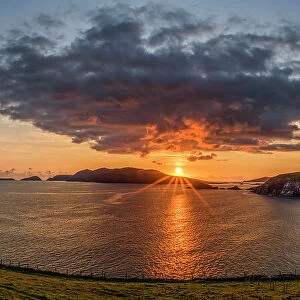 Sunset over the Blasket Islands, Coumeenoole, Dingle Peninsula, Co. Kerry, Ireland