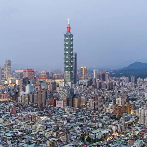 Taiwan, Taipei, City skyline and Taipei 101 building