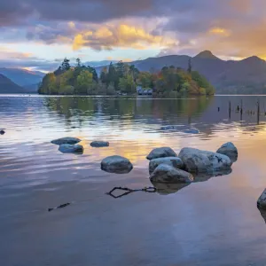 UK, Cumbria, Lake District, Keswick, Derwentwater, Derwent Isle