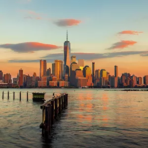 USA, New York City, view of the World Trade Center and Lower Manhattan from Jersey City