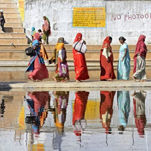 Women at the Holy Baths, Pushkar, Rajasthan, India