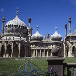 ENGLAND, East Sussex, Brighton The Royal Pavilion exterior