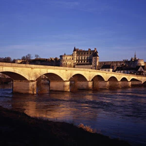 FRANCE, Indre et Loire, Amboise Chateau at Amboise and bridge seen from the flowing