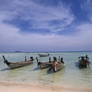 Thailand, Krabi, Phi Phi Don, Lobagao Bay longtail boats