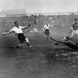 Soccer - League Division Three South - Millwall v Notts County - The Den