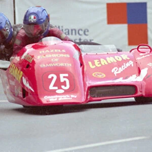 Bruce Moore & Rachel Norbury-Lea (Ireson Honda) 2000 Sidecar TT