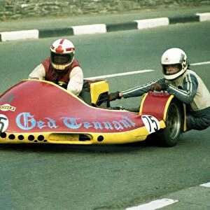 Jed Tennant & Craig Reddington (Rumble Barton) 1982 Sidecar TT