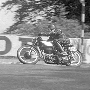 Noel Christmas Norton 1947 Senior TT