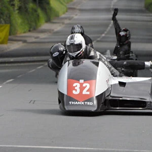 Wayne Lockey & Mark Howard (Ireson Honda) 2009 Sidecar TT