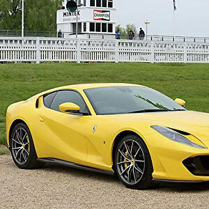 Ferrari 812 Superfast 2022 Yellow