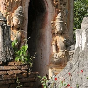 Asia, Myanmar (Burma), Lake Inle. Buddhist stupa ruins at In Dein near Lake Inle