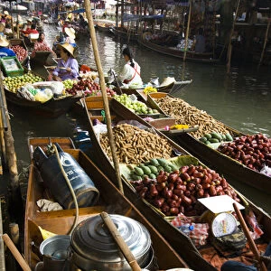 Damnoen Saduak Floating Market, 2 hours Southeast of Bangkok, Ratchaburi province