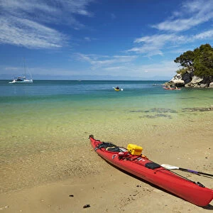 Kayak and Fisherman Island, Abel Tasman National Park, Nelson Region, South Island