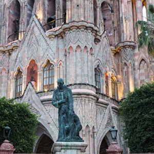 North America; Mexico; San Migel de Allende; Statue at the Parroquia Archangel Church