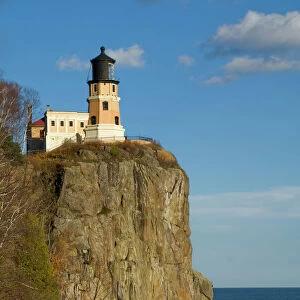 USA, Minnesota. Split Rock Lighthouse on Lake Superior