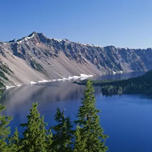USA, Oregon, Crater Lake National Park. West rim of Crater Lake with Hillman Peak