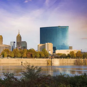 View of downtown from the west bank of White River, White River State Park, Indianapolis, Indiana, USA