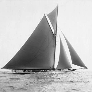 AMERICAs CUP, 1901. The American yacht, Independence during the eleventh international