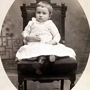 CHILD. American cabinet photograph, late 19th century