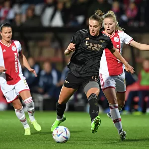 Ajax Women vs. Arsenal Women: Vivianne Miedema in Action - UEFA Women's Champions League Qualifier