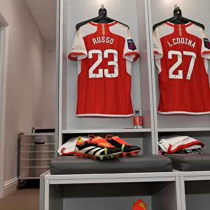 Alessia Russo's New Adidas Boots: Arsenal Women's Changing Room Preparation vs Everton Women (Barclays Women's Super League)