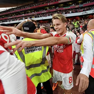 Arsenal Celebrate First Goal: Martin Odegaard and Gabriel Martinelli vs Manchester City (2023-24)