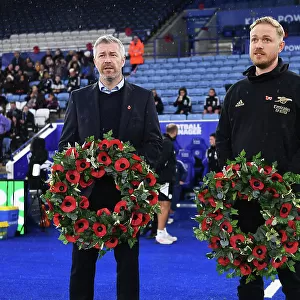 Arsenal and Leicester Managers Pay Tribute with Poppy Wreaths Ahead of Women's Super League Clash
