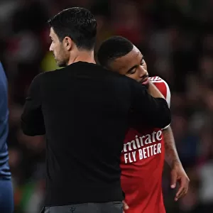 Arsenal Manager Mike Arteta Embraces Substituted Gabriel Jesus: Arsenal FC vs Aston Villa, Premier League 2022-23