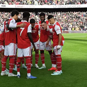 Arsenal Players Huddle Before Arsenal FC vs. Nottingham Forest, Premier League 2022-23