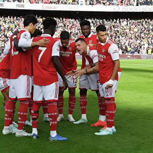 Arsenal Players Huddle Before Arsenal v Nottingham Forest Premier League Match, Emirates Stadium, London, 2022
