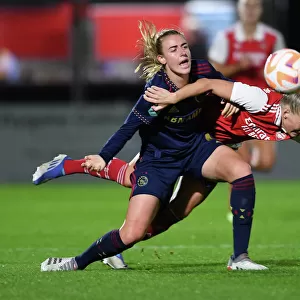 Arsenal vs Ajax: Women's Champions League Clash Marred by Fouls - Stina Blackstenius Targeted