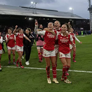 Arsenal Women Celebrate Conti Cup Final Triumph over Chelsea