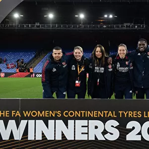Arsenal Women Celebrate Conti Cup Final Triumph over Chelsea