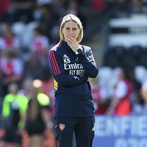 Arsenal Women vs Aston Villa: Coach Kelly Smith's Pre-Match Preparations at Meadow Park