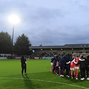 Arsenal Women's Team Huddle after Victory over Everton in FA WSL (December 2022)