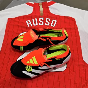 Arsenal's Alessia Russo Debuts New Adidas Boots in Barclays WSL Match Against Everton