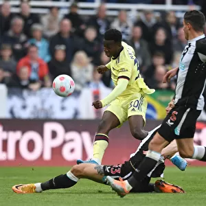 Arsenal's Eddie Nketiah in Action Against Newcastle United - Premier League Showdown (2021-22)