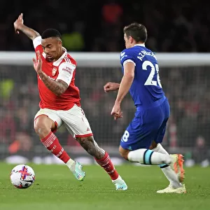Arsenal's Gabriel Jesus Outmaneuvers Chelsea's Azpillicueta in Thrilling Premier League Clash