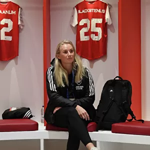 Arsenal's Kaylan Marckese Gears Up in Emirates Stadium Changing Room Ahead of Champions League Clash