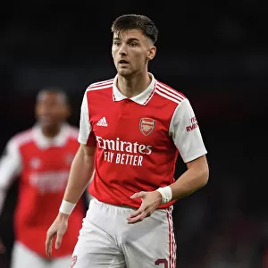Arsenal's Kieran Tierney in Action during UEFA Europa League Match against PSV Eindhoven (2022-23)