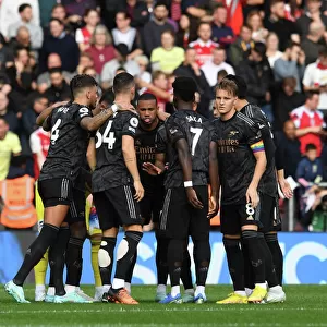 Arsenal's Martin Odegaard Leads Team Huddle Before Southampton Clash - Premier League 2022-23