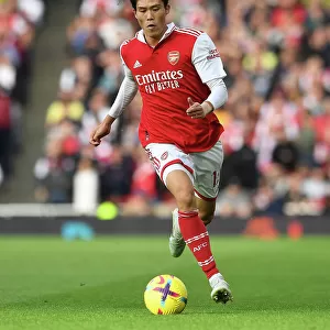 Arsenal's Tomiyasu Shines: Arsenal vs. Nottingham Forest (2022-23)