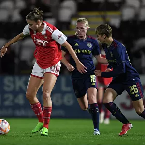 Arsenal's Vivianne Miedema Faces Off Against Ajax in UEFA Women's Champions League Qualifier