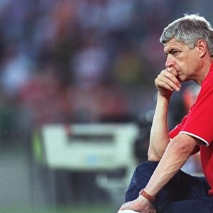 Arsene Wenger and Arsenal Fall to SV Mattersburg in Pre-Season Friendly (25/7/06)